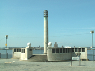Memorial to the Merchant Navy
